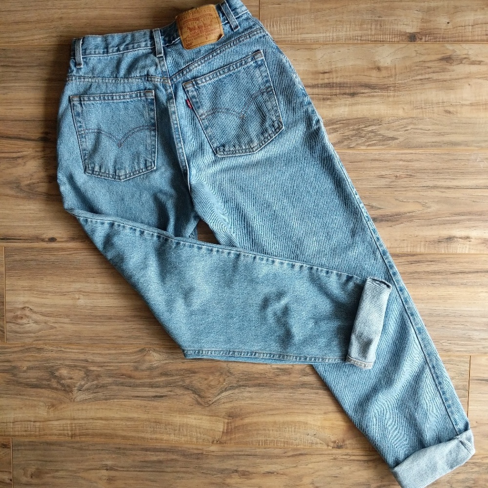 Vintage Levis 550 High Rise Tapered Mom Jeans